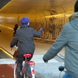 Apre il tunnel dell’Amsterdam Centraal Station: sarà utilizzabile da ciclisti e pedoni