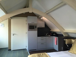 golden mansion apartments