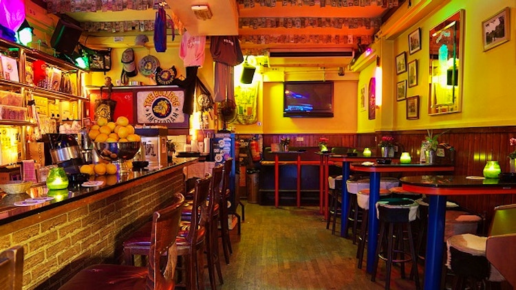 the bulldog amsterdam interno