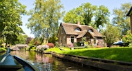 giethoorn piotr ilowiecki flickr