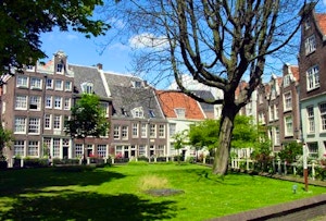 begijnhof-giardino-segreto-Amsterdam