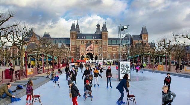 ice-skating-amsterdam