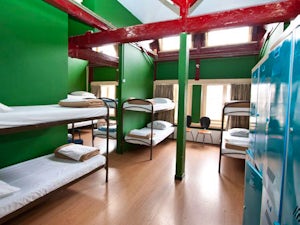 the globe amsterdam new