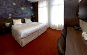 Van Gogh Hotel