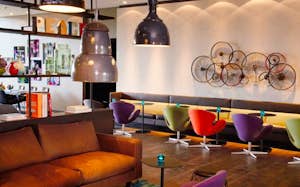installazioni biciclette motel one amsterdam
