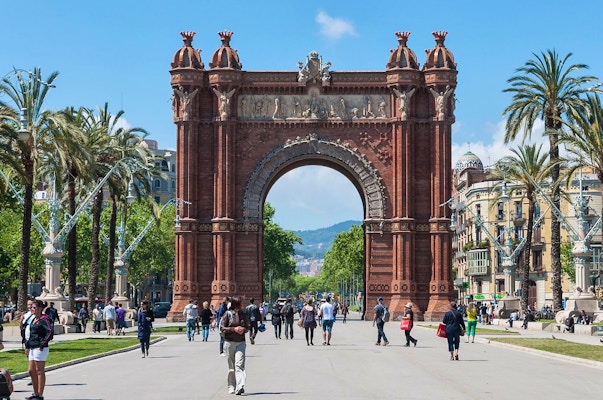 Découvrez les meilleures visites et expériences à Barcelone