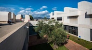 Fundacio Joan Miro corte