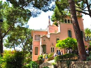 casa museo gaudi giardini Sharon Hahn Darlin flickr