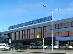 Airport Berlin Schoenefeld wikipedia