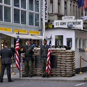 Checkpoint Charlie Berlino