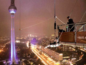 Base Flying Berlino