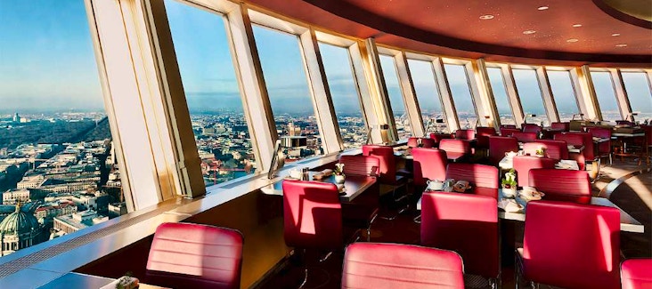 Pranzo sulla Torre della Televisione: prenota ora un tavolo al Ristorante