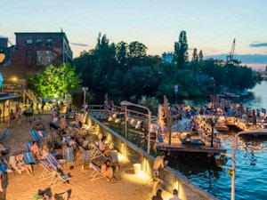 berlin badeschiff