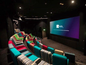 rove downtown sala teatro