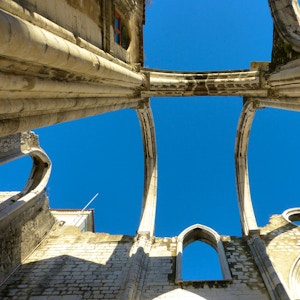 Convento do Carmo Lisbona archi