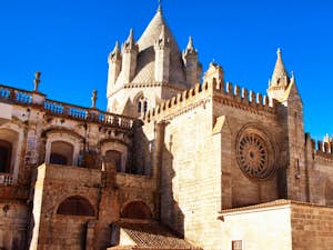 Cattedrale di evora esterni