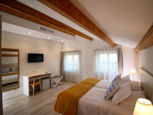 hotel riverside alfama