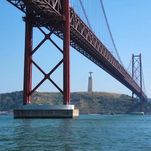 Ponte 25 Aprile e Cristo Rei foto di Pierre Phaneuf