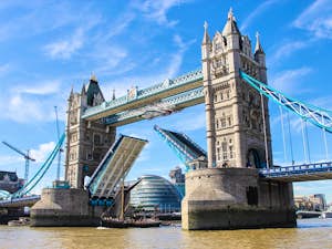 Tower Bridge Dave Straven flickr