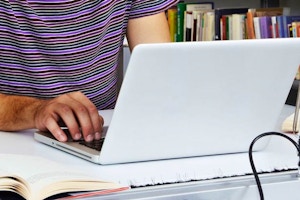 annuncio roomate adam