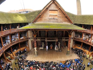shakespeare globe copertina
