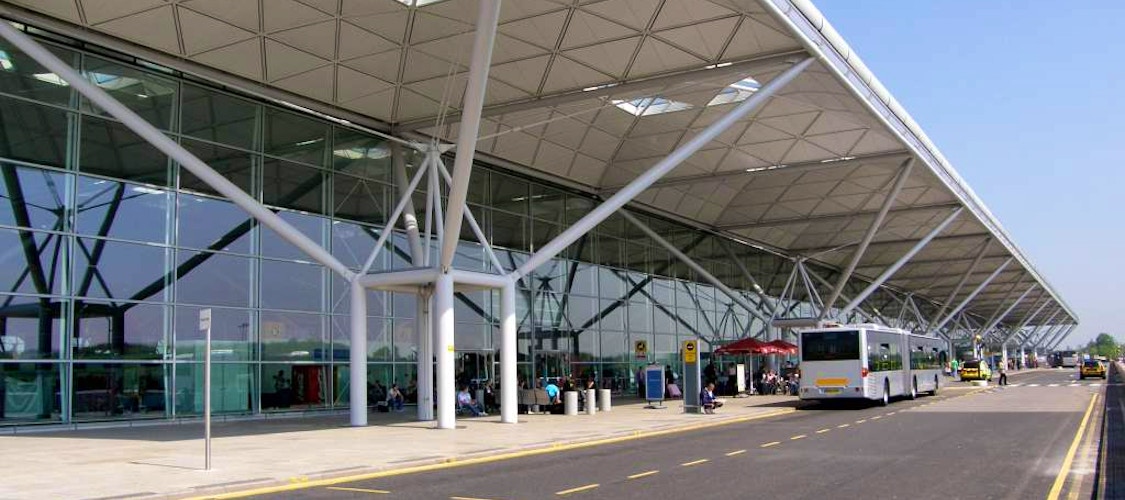 Prenota ora il transfer dall'Aeroporto di Stansted al centro di Londra
