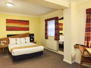 holiday inn express londra victoria