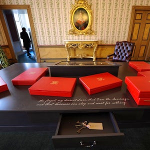 victoria office London