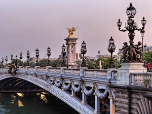ponte alessandro iii parigi