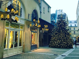 Chanel Parigi Natale