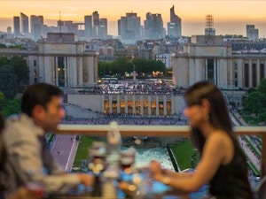 cena torre eiffel
