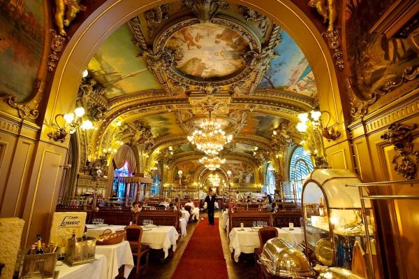 Le Train Bleu restaurant