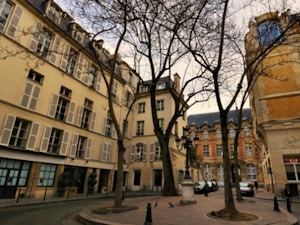 Place-Fustenberg-Parigi
