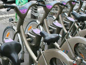 bike sharing parigi copertina