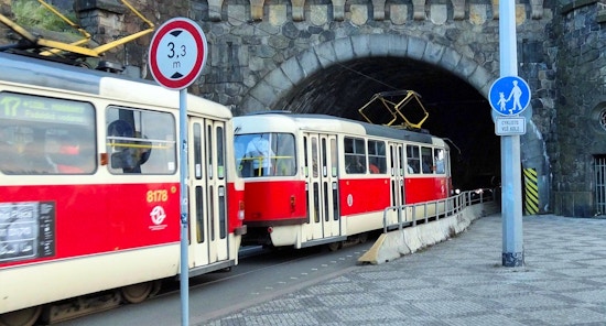 Come muoversi a Praga: trasporti e titoli di viaggio