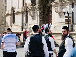 Quartiere Ebraico Praga A Peach flickr